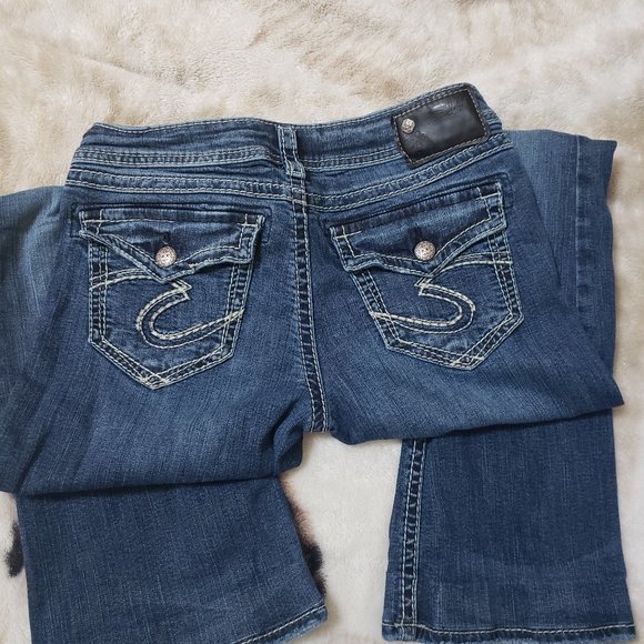 SILVER TUESDAY LOW RISE BOOT CUT 28/33 JEANS - Picture 1 of 3